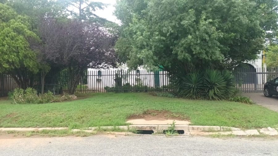 4 Bedroom Property for Sale in Hennenman Free State